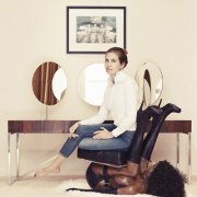 Вокруг подруги Романа Абрамовича разгорается скандал Вокруг подруги Романа Абрамовича разгорается скандал