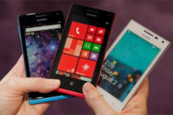 Китайская Huawei будет производить телефоны на Windows и Android