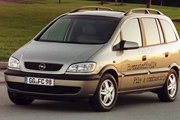 Opel решил переделать минивэны Zafira и Meriva в кроссоверы